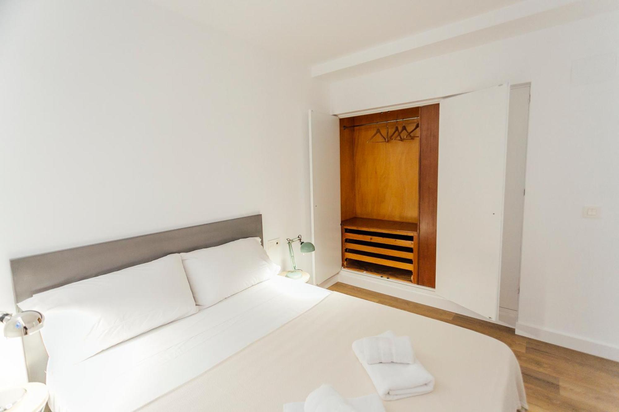 Decorated And Renovated- 2Bd 2Bth- Center Apartment Севиля Екстериор снимка