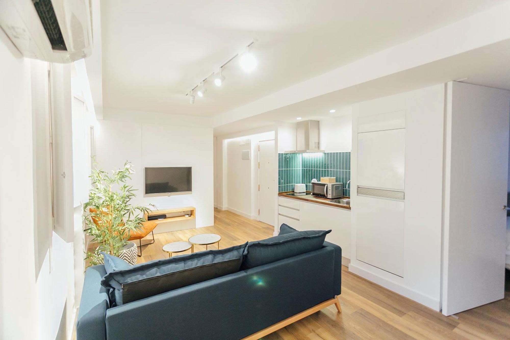 Decorated And Renovated- 2Bd 2Bth- Center Apartment Севиля Екстериор снимка